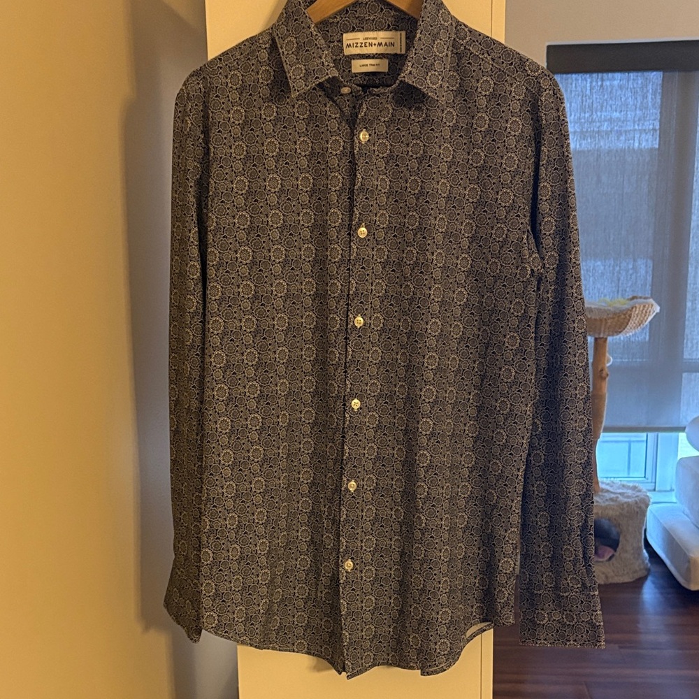 Mizzen+Main Men's Dark Blue Patterned Shirt